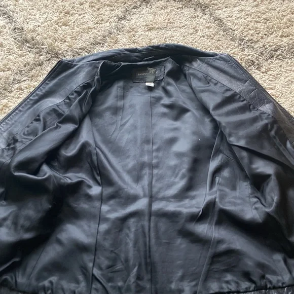 VINTAGE Banana Republic Leather Jacket - Picture 3 of 9